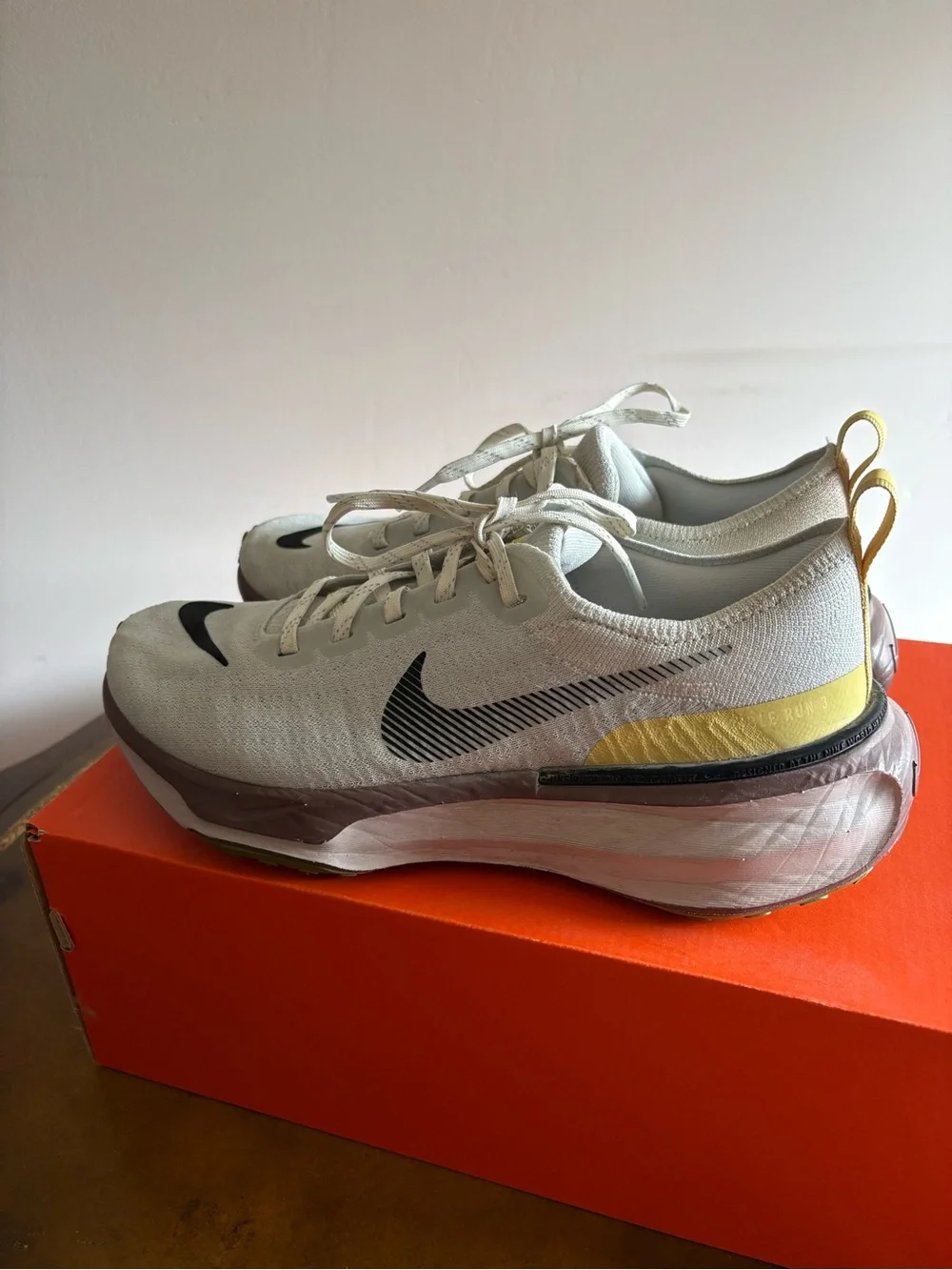 Nike Women’s ZoomX Invincible FK 3